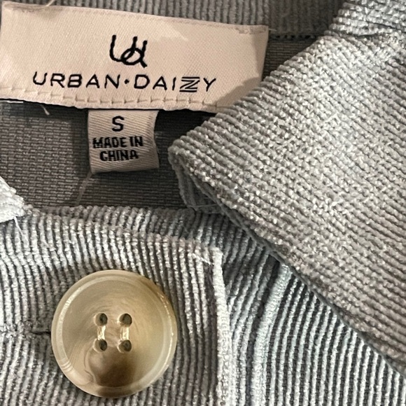 S92 Women's Light Blue Button Down Shirt - Picture 3 of 4